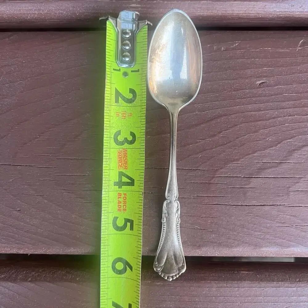 Set of 4 Vintage Wm. A. Rogers A1 Silverplate 6” Spoons